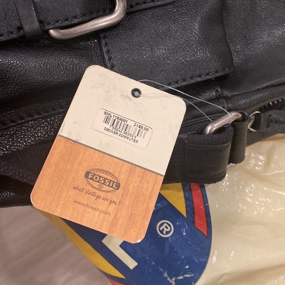 NWT, Leather Fossil Messenger Bag - Picture 8 of 8